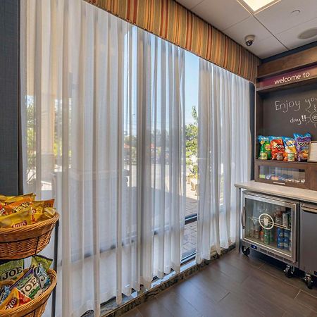 Hampton Inn Carlstadt At The Meadowlands Eksteriør billede