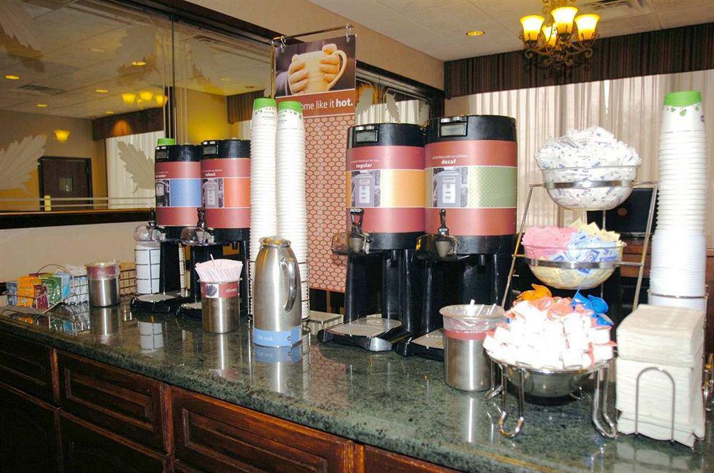 Hampton Inn Carlstadt At The Meadowlands Eksteriør billede