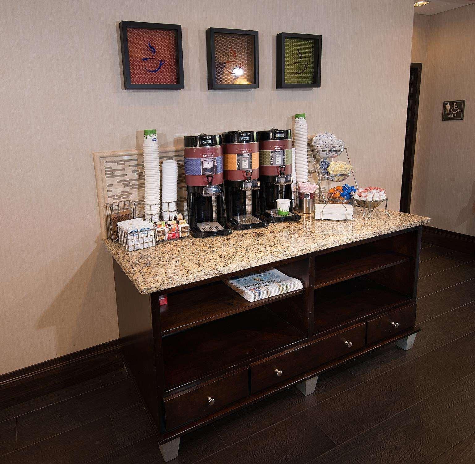 Hampton Inn Carlstadt At The Meadowlands Eksteriør billede