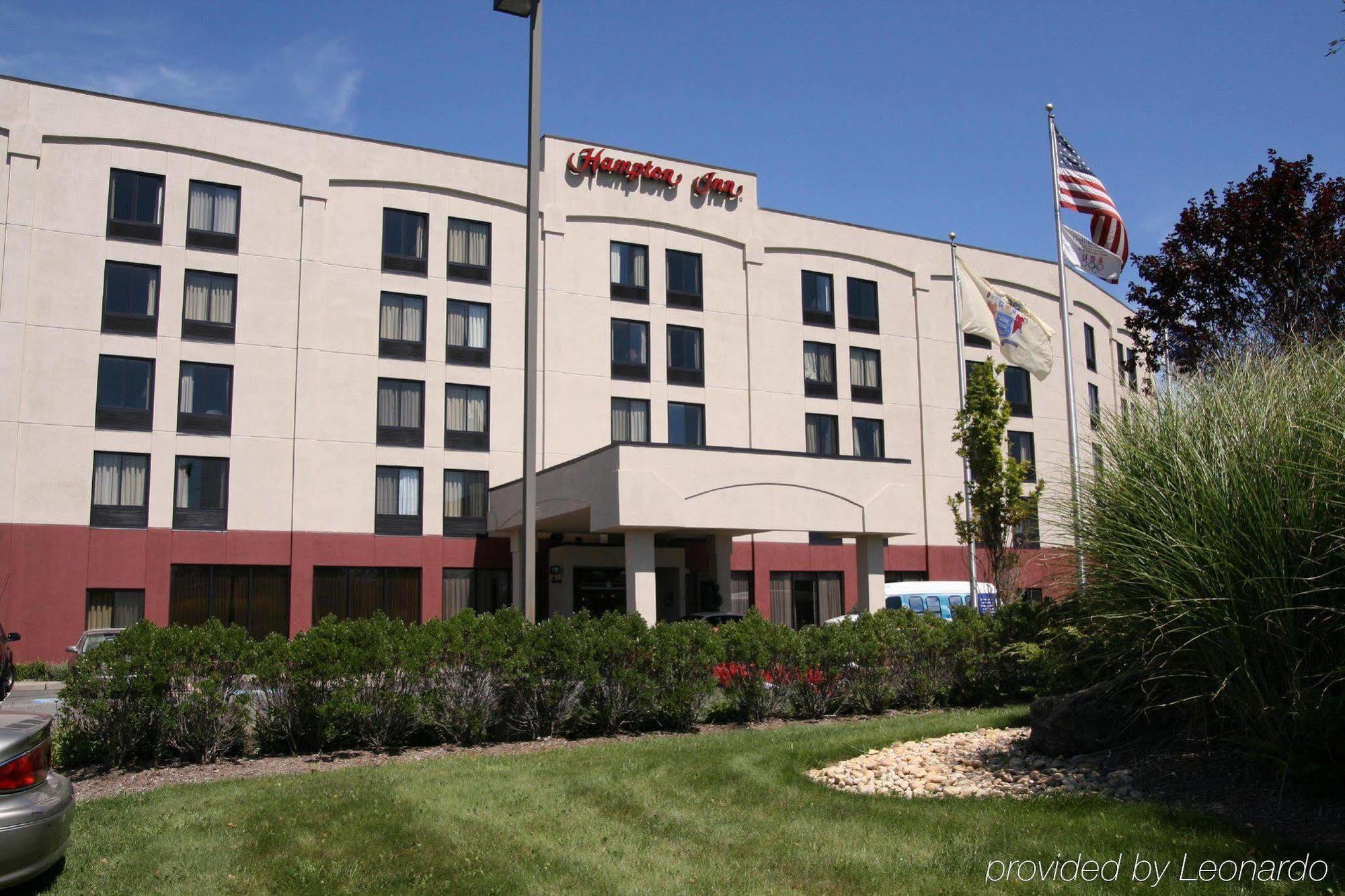 Hampton Inn Carlstadt At The Meadowlands Eksteriør billede