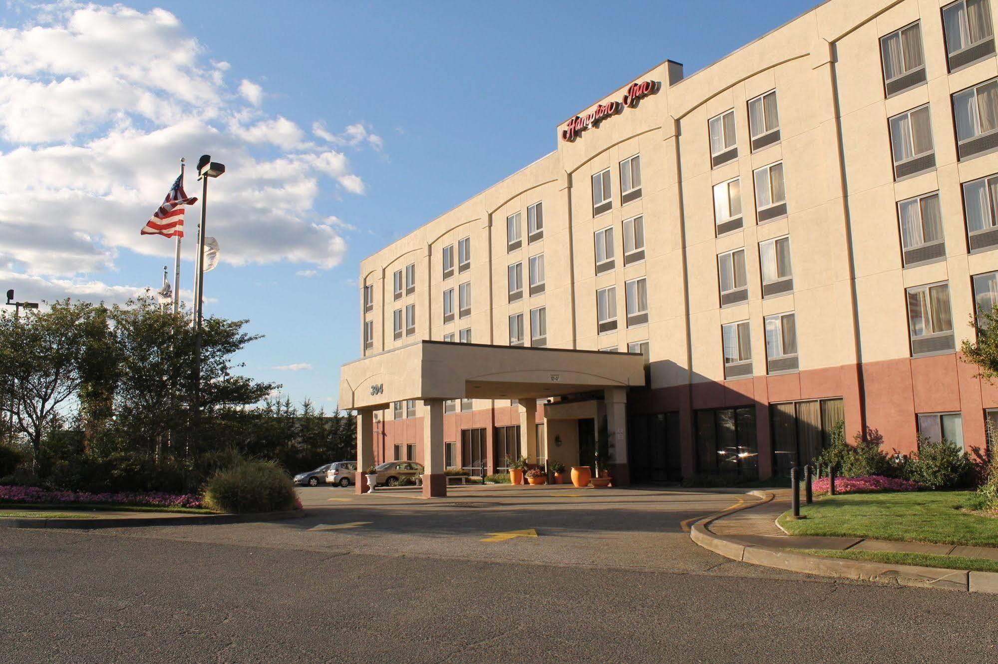 Hampton Inn Carlstadt At The Meadowlands Eksteriør billede